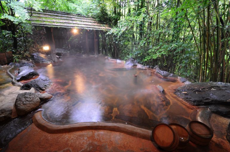 Yu-goya side, women's open-air bath Uen-no-Yu