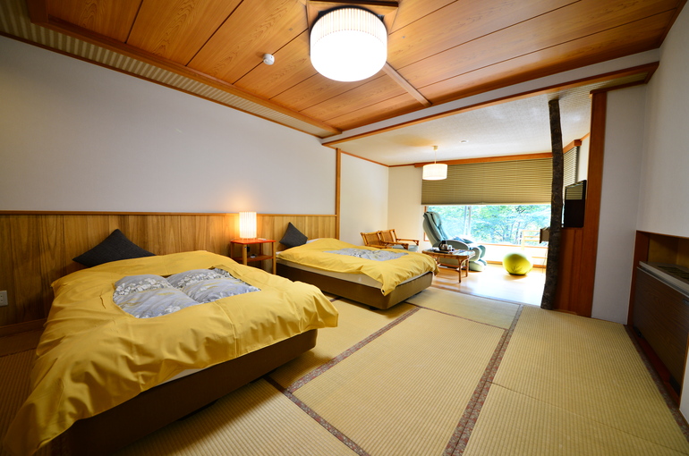 (6) Japanese-style twin room Room 306