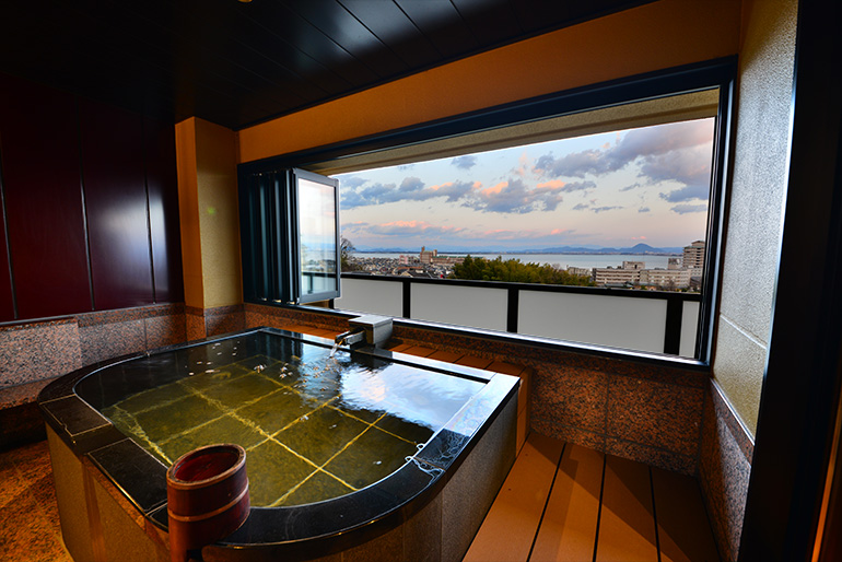 「500番地」の客室付き露天風呂